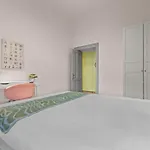 2-bedroom Near Cismigiu Park & Hall *